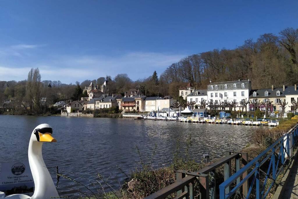 Appartement Vintage Avec Vue Sur Le Chateau Pierrefonds Dış mekan fotoğraf